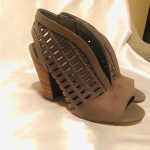 NWT Vince Camino Mystic Nubuck